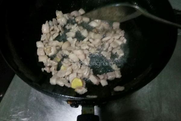 肉片炒香菇的做法图解2