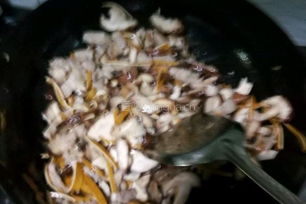 肉片炒香菇的做法图解4