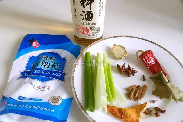 蒜泥白肉的做法图解2