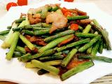 蒜苗炒五花肉的做法[图]