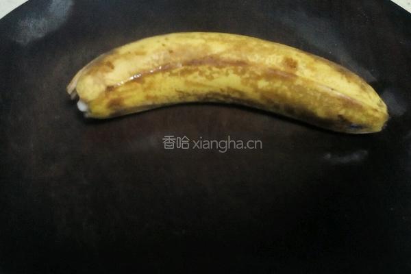炸香蕉的做法图解1