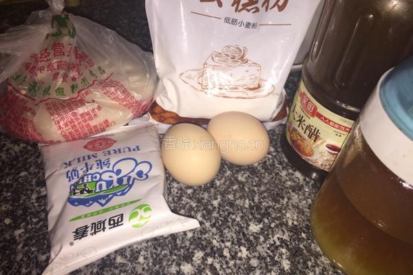 六寸戚风蛋糕的做法图解1