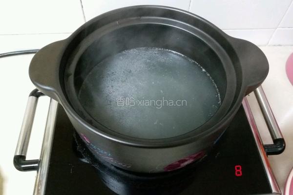 自制什锦三鲜鸭汤的做法图解2