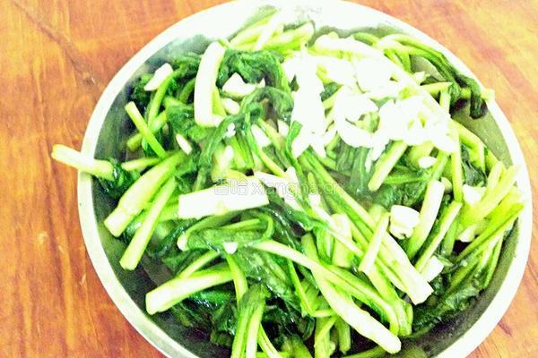 蒜炒菜心的做法图解4