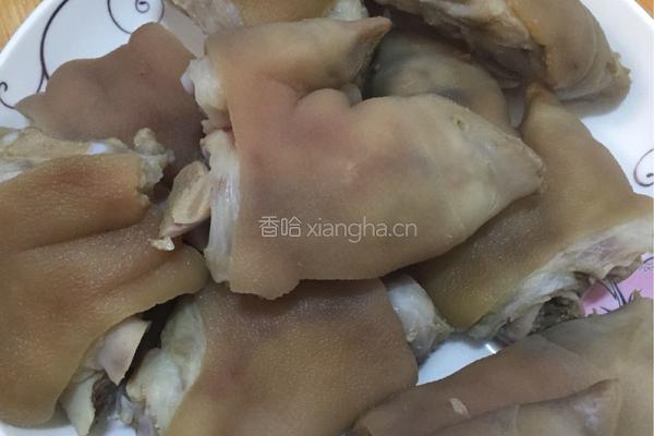 酱猪蹄的做法图解4