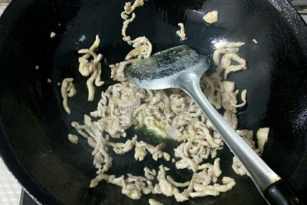 花椰菜炒肉丝的做法图解5