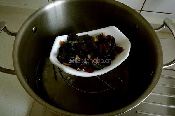 皮蛋瘦肉粥的做法图解7