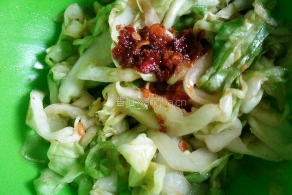 凉拌圆菜丝的做法图解3