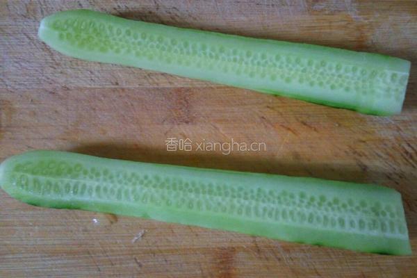 黄瓜拼盘的做法图解2