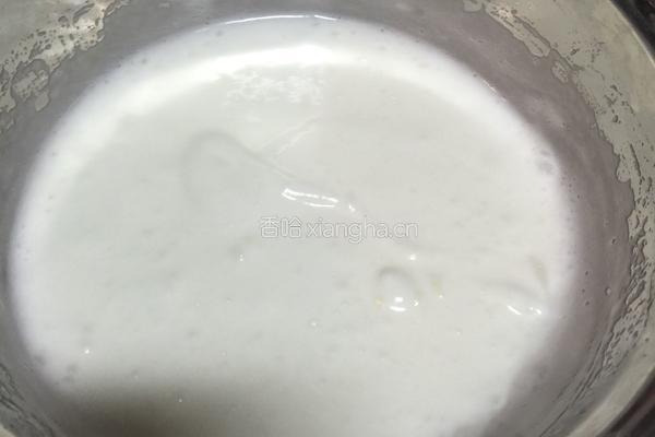 戚风蛋糕的做法图解7