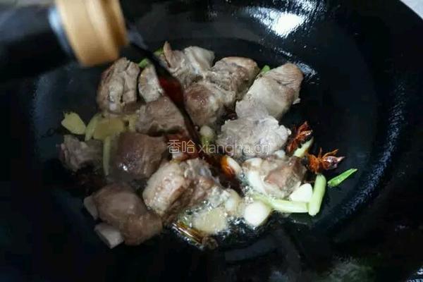 土豆烧排骨的做法图解7
