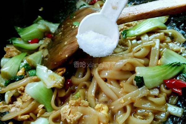 青菜鸡蛋炒河粉的做法图解10