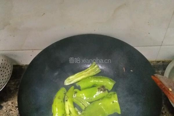 虎皮尖椒的做法图解4