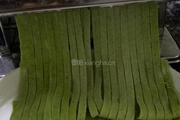 菠菜面条的做法图解6