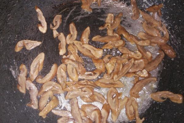蒜香萝卜干炒肉的做法图解1