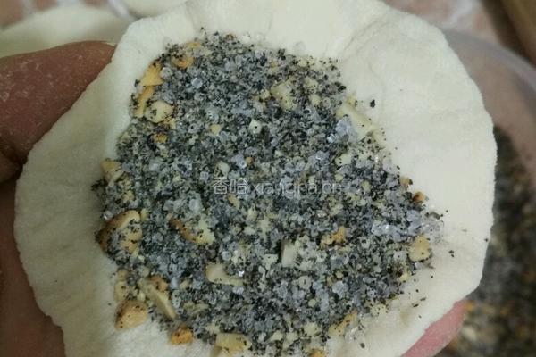 花生芝麻糖包子的做法图解9