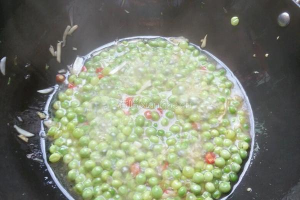 炒青豆的做法图解4