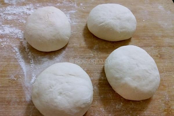 黑米葡萄干饼段的做法图解5