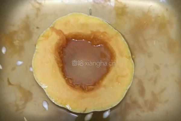蒸南瓜饼的做法图解1