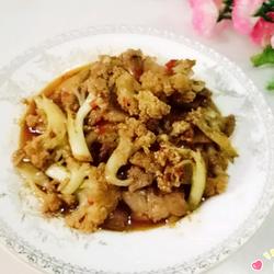 回锅肉炒花菜的做法[图]