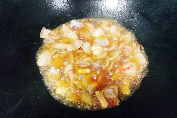 回锅肉炒花菜的做法图解7