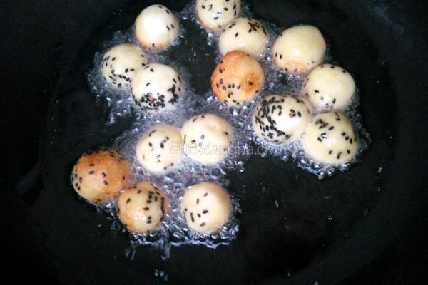 红薯丸子的做法图解13