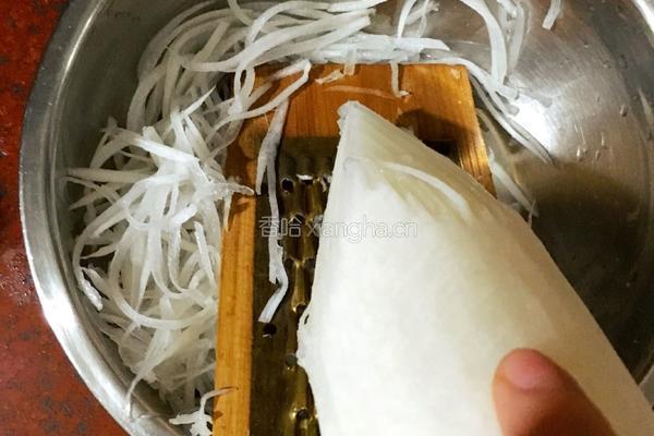 客家蒸萝卜丸子的做法图解4
