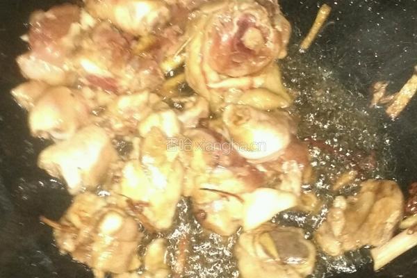 红烧海鲜菇鸡腿肉的做法图解7