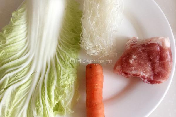 白菜拌粉丝的做法图解1