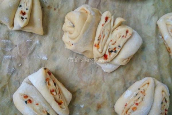 南瓜辣味芝麻卷的做法图解17