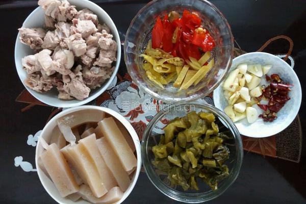 魔芋烧鸭子的做法图解1
