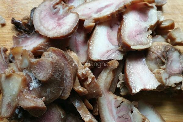 猪头肉拌黄瓜的做法图解5