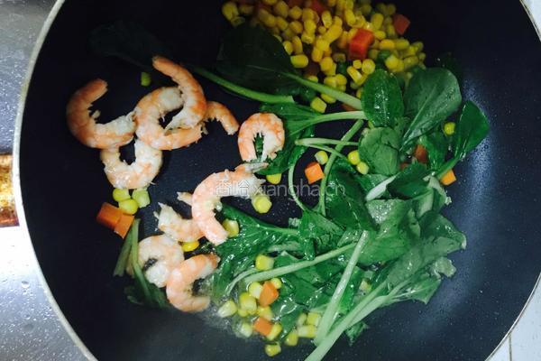 虾仁鸡蛋炒饭的做法图解8