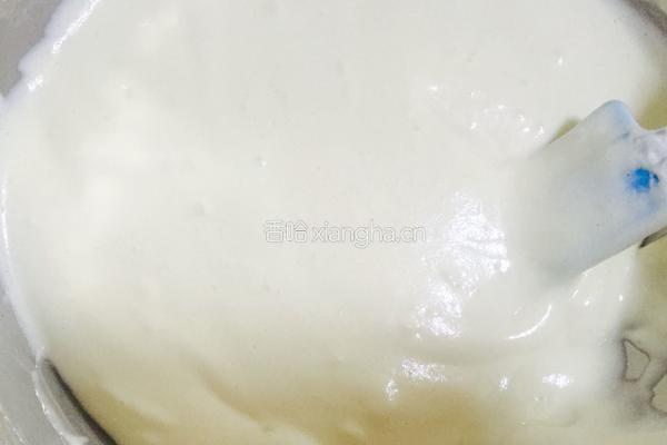 六寸酸奶戚风蛋糕的做法图解12