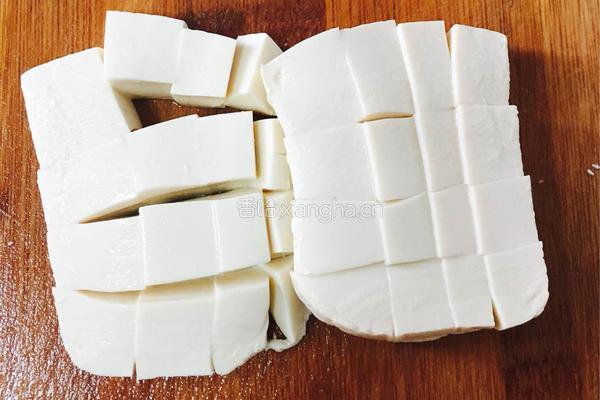 凉拌皮蛋豆腐的做法图解6