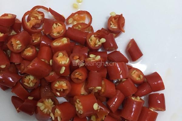 爆炒牛蛙的做法图解3