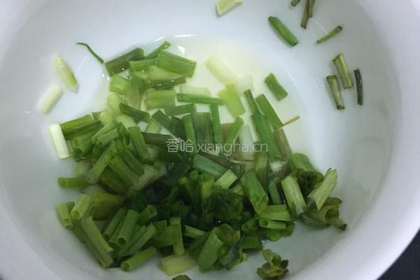 胡萝卜玉米排骨汤的做法图解4