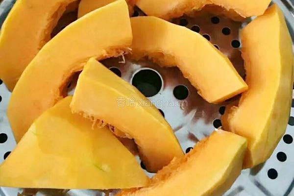 甜蜜南瓜饼的做法图解1