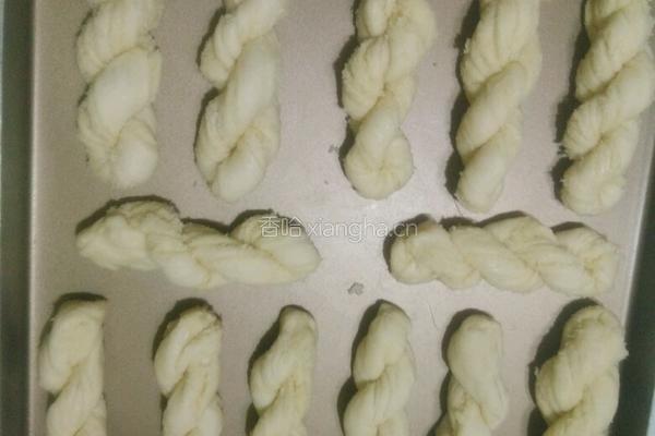 椰蓉麻花面包的做法图解13