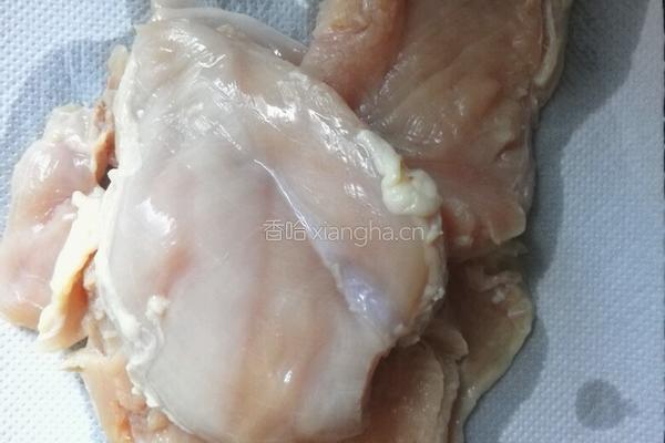 蜂蜜鸡肉的做法图解1