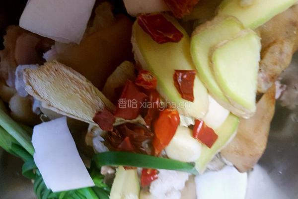 猪脚萝卜汤的做法图解6