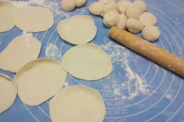 荠菜馅饺子的做法图解10