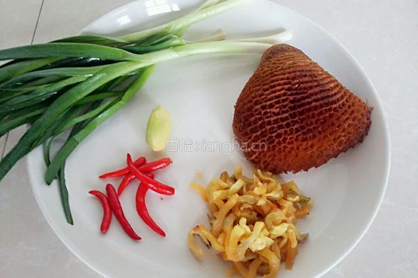 香蒜榨菜炒金钱肚(开胃版)的做法图解1
