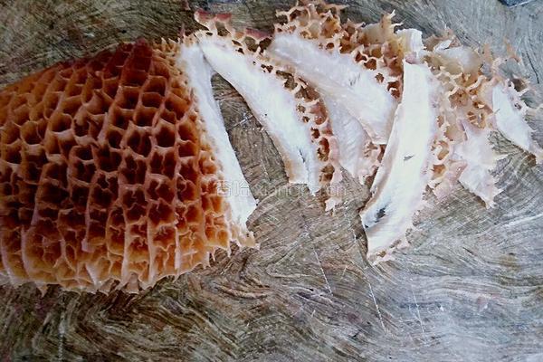香蒜榨菜炒金钱肚(开胃版)的做法图解3