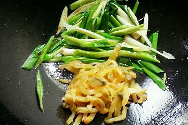 香蒜榨菜炒金钱肚(开胃版)的做法图解15