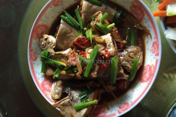 红烧肉鱼的做法图解7