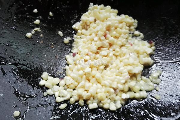 炒糯玉米的做法图解4