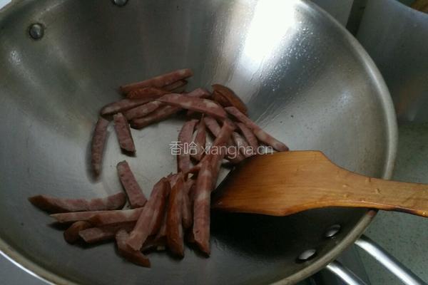 红肠蒜苔土豆条的做法图解6