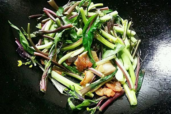 腊肉炒红菜苔的做法图解5