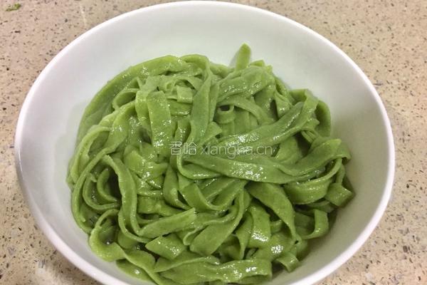 菠菜手擀面的做法图解11